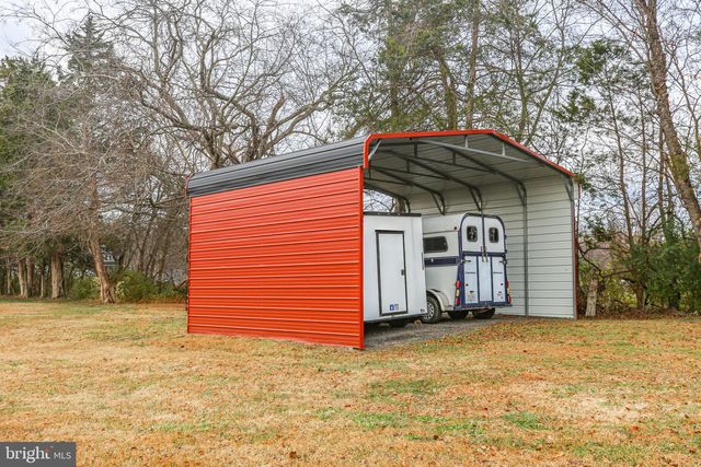 92 MCCARTY RD, Fredericksburg, VA 22405