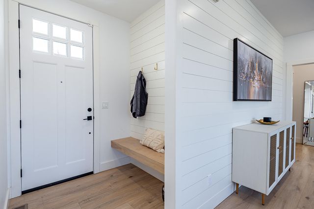 2619 E Olde Ivy Street, Springfield, MO 65804