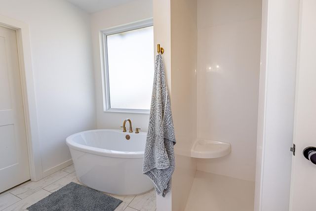 2619 E Olde Ivy Street, Springfield, MO 65804