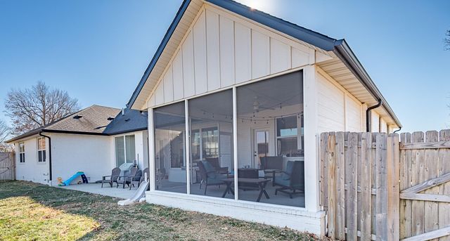 2619 E Olde Ivy Street, Springfield, MO 65804