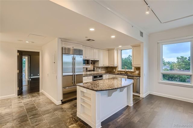 400 E 3rd Avenue 405, Denver, CO 80203