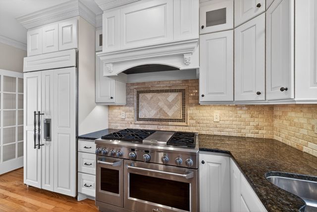 1553 N Main St, Mount Pleasant, TN 38474