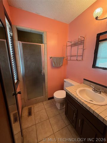 1845 Surrey Drive, Pryor, OK 74361