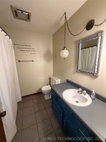 1845 Surrey Drive, Pryor, OK 74361