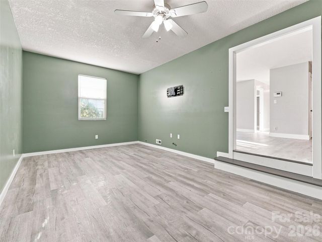 11 Brant Lane, Weaverville, NC 28787