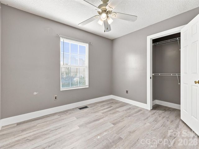 11 Brant Lane, Weaverville, NC 28787