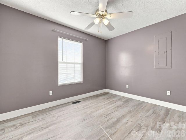 11 Brant Lane, Weaverville, NC 28787
