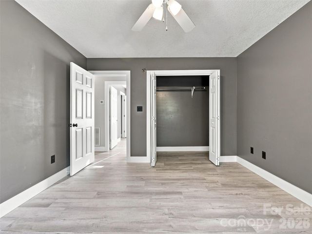 11 Brant Lane, Weaverville, NC 28787