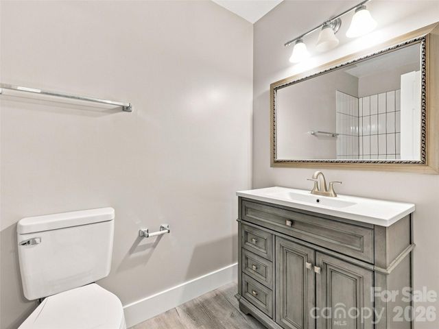 11 Brant Lane, Weaverville, NC 28787