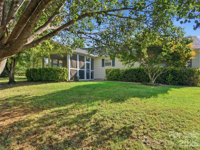 11 Brant Lane, Weaverville, NC 28787