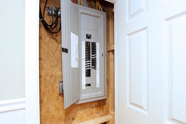 35 Settlers Way, Bourne, MA 02532