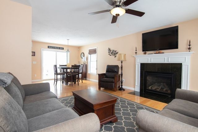 35 Settlers Way, Bourne, MA 02532