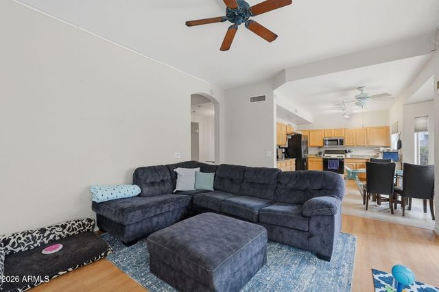 4630 E PRICKLY PEAR Trail, Phoenix, AZ 85050