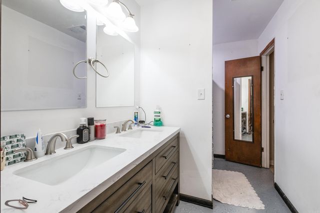 7024 Yarberry Lane, Little Rock, AR 72209