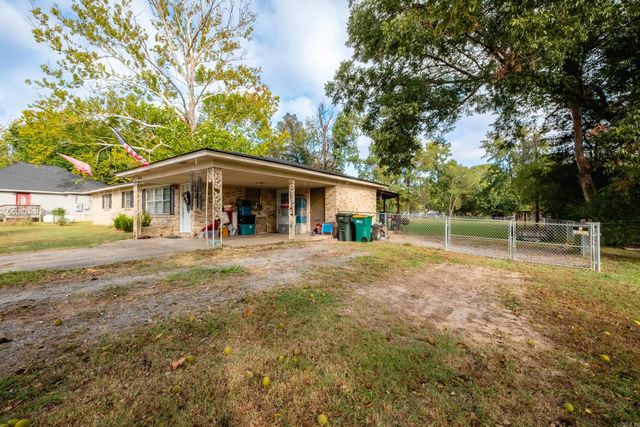 7024 Yarberry Lane, Little Rock, AR 72209