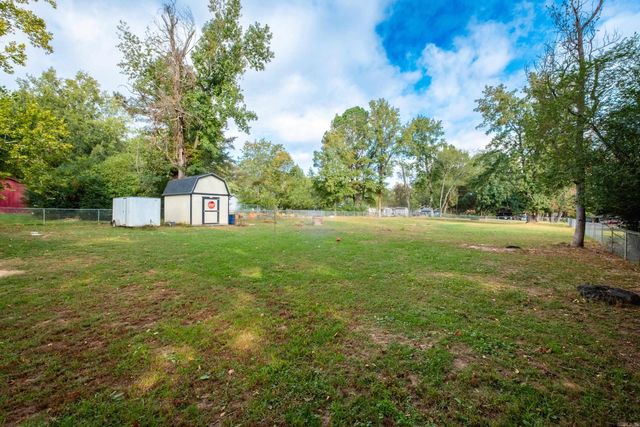 7024 Yarberry Lane, Little Rock, AR 72209