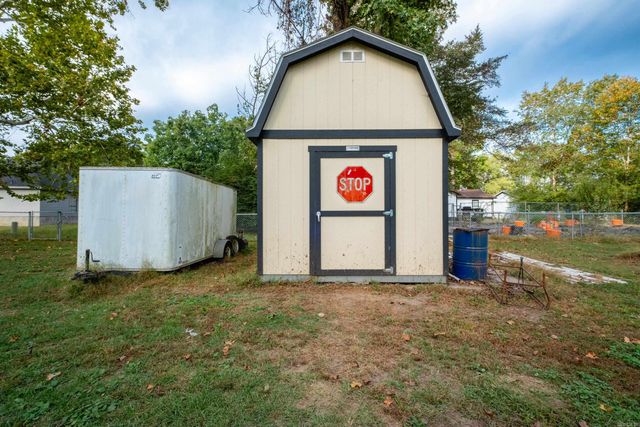 7024 Yarberry Lane, Little Rock, AR 72209