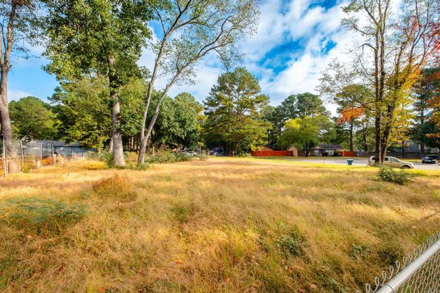 7024 Yarberry Lane, Little Rock, AR 72209