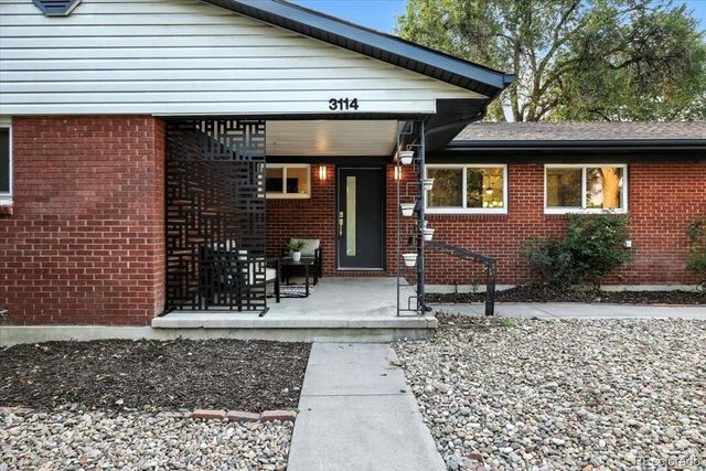 3114 Templeton Gap Road, Colorado Springs, CO 80907