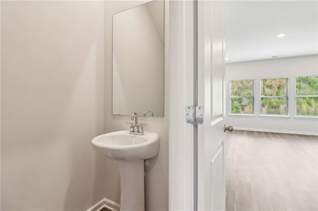 2759 Aralynn Way, College Park, GA 30132