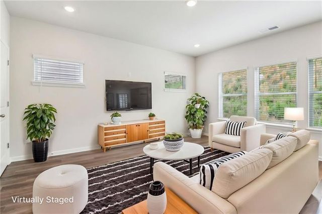 2759 Aralynn Way, College Park, GA 30132