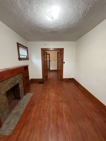 620 W 5TH Street, Erie, PA 16507