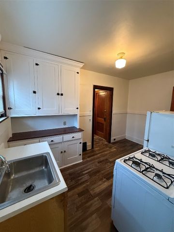 620 W 5TH Street, Erie, PA 16507