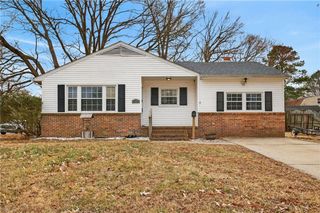 264 Exeter RD, Newport News, VA 23602