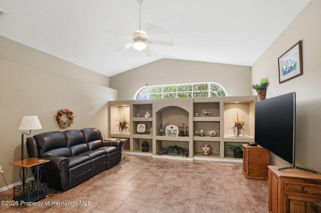 4159 St Ives Boulevard, Spring Hill, FL 34609