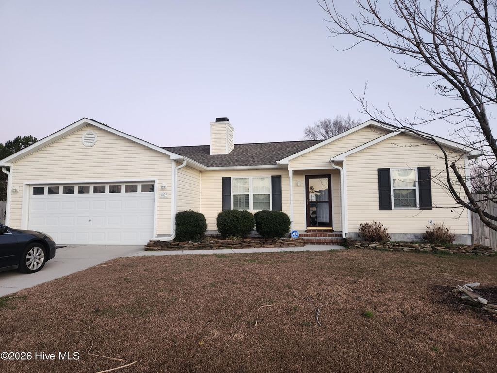 407 S Grazing Court, Sneads Ferry, NC 28460