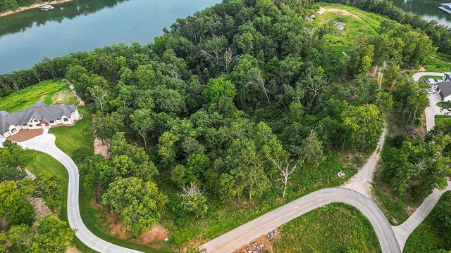 Hawks Landing Drive, Rogers, AR 72756