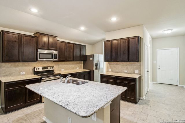 7019 Aphrodite Mist, San Antonio, TX 78252