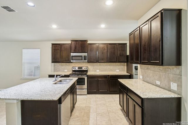 7019 Aphrodite Mist, San Antonio, TX 78252