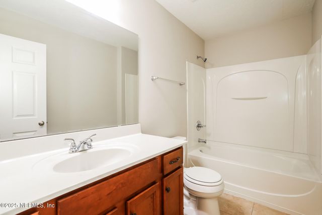 1942 LEAP FROG Lane, Middleburg, FL 32068