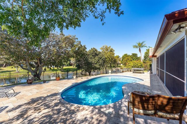 128 NW 110th Way, Coral Springs, FL 33071