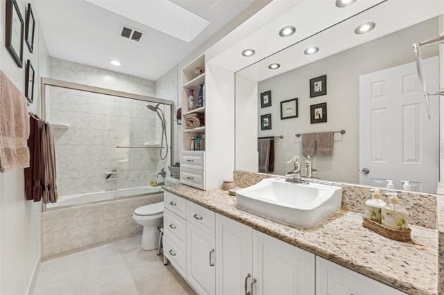 128 NW 110th Way, Coral Springs, FL 33071