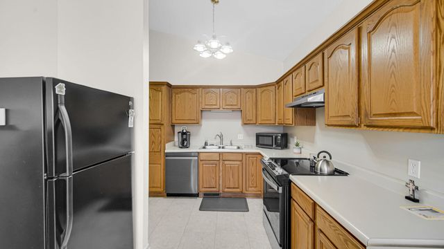 317 Azalea Drive, Hobart, IN 46342