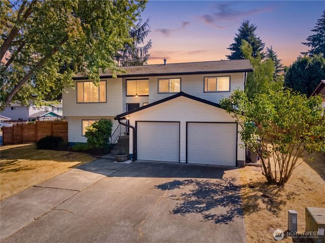 4911 SW 324th Place, Federal Way, WA 98023