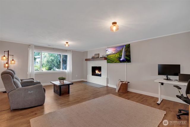 4911 SW 324th Place, Federal Way, WA 98023