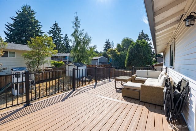 4911 SW 324th Place, Federal Way, WA 98023