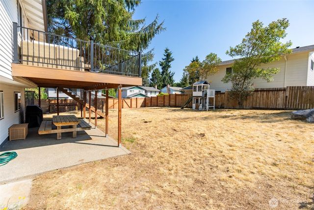 4911 SW 324th Place, Federal Way, WA 98023