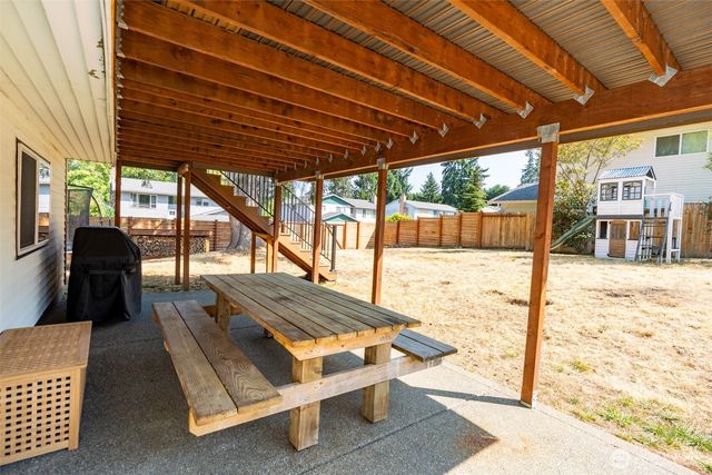 4911 SW 324th Place, Federal Way, WA 98023
