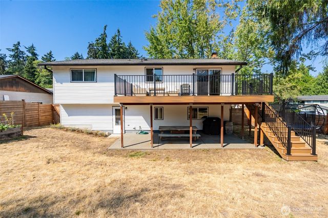 4911 SW 324th Place, Federal Way, WA 98023