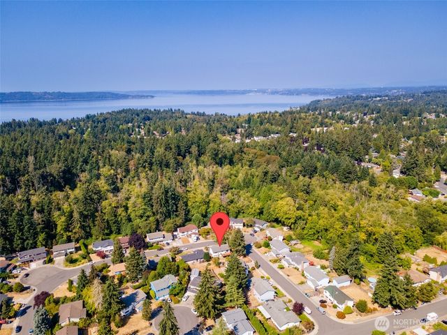 4911 SW 324th Place, Federal Way, WA 98023