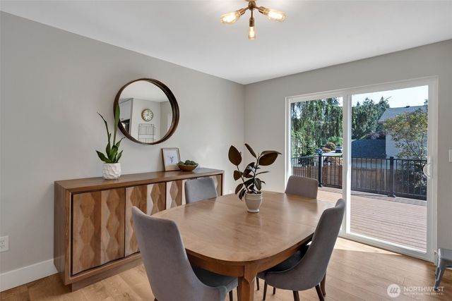 4911 SW 324th Place, Federal Way, WA 98023