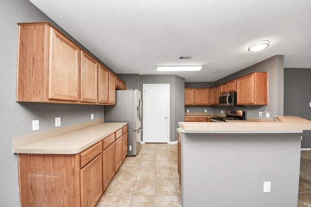 9967 Sterling Place Drive, Conroe, TX 77303