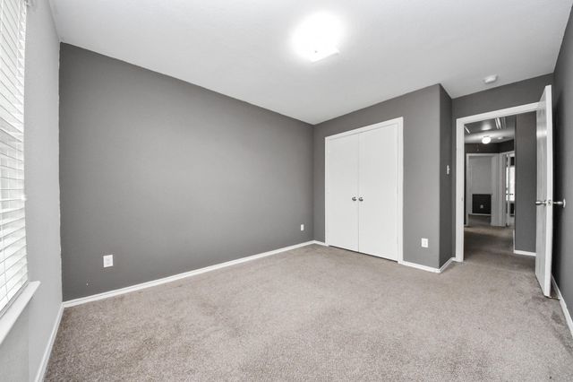 9967 Sterling Place Drive, Conroe, TX 77303