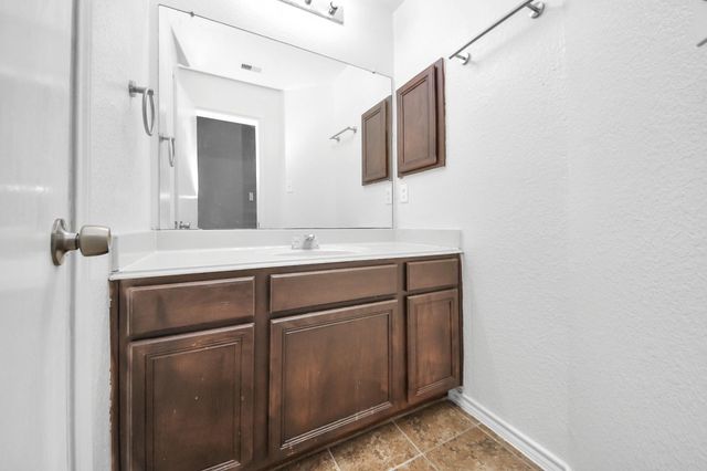 9967 Sterling Place Drive, Conroe, TX 77303