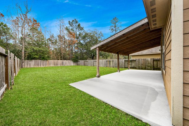 9967 Sterling Place Drive, Conroe, TX 77303