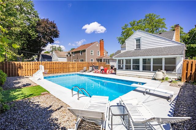 105 Oneta Road, Irondequoit, NY 14617